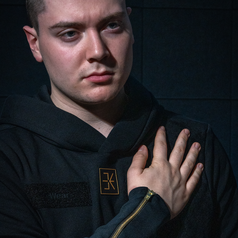 aim.one - hoodie