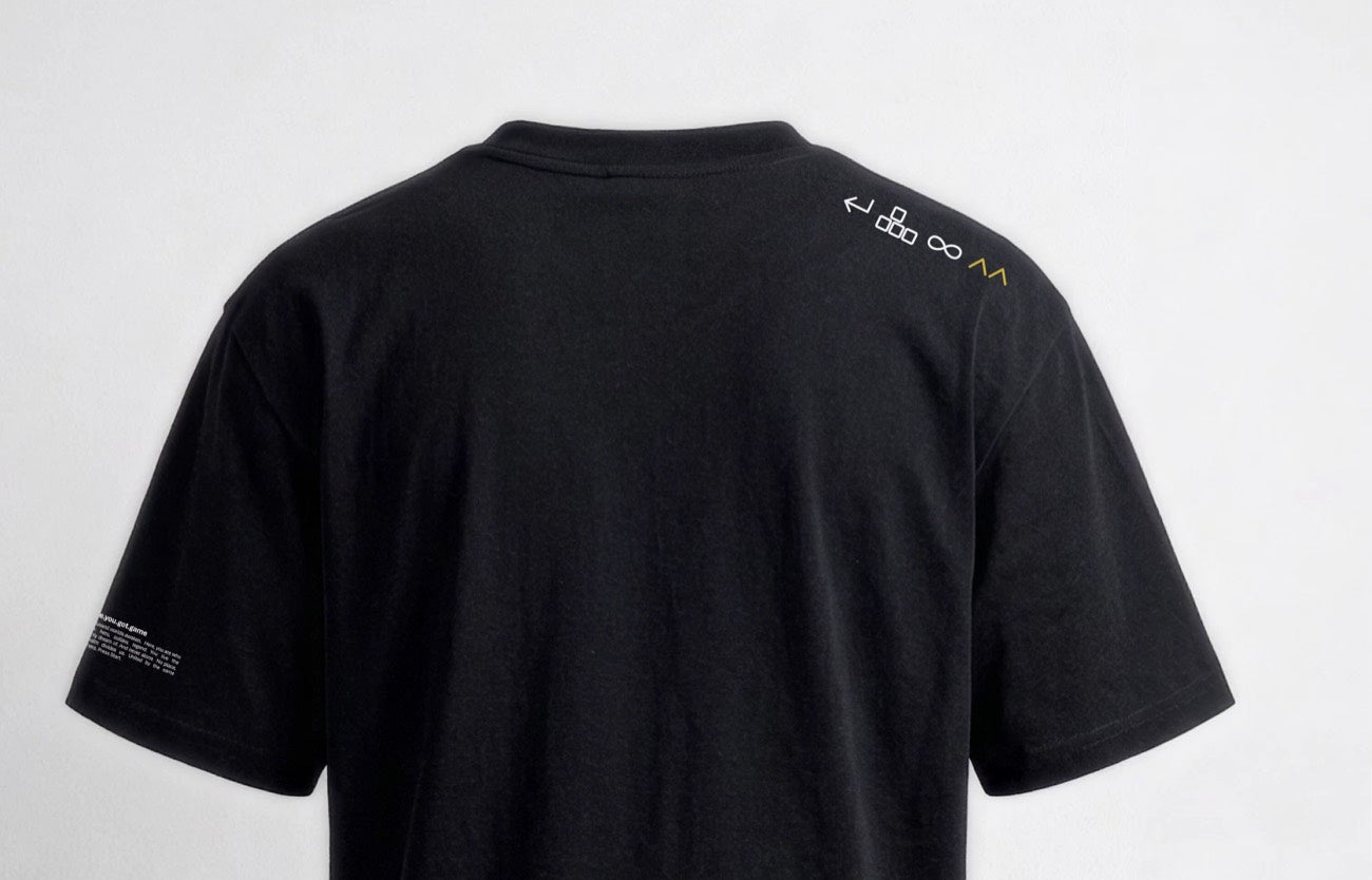 Gaming-Symbole auf der Schulter des Gen2 Shirts