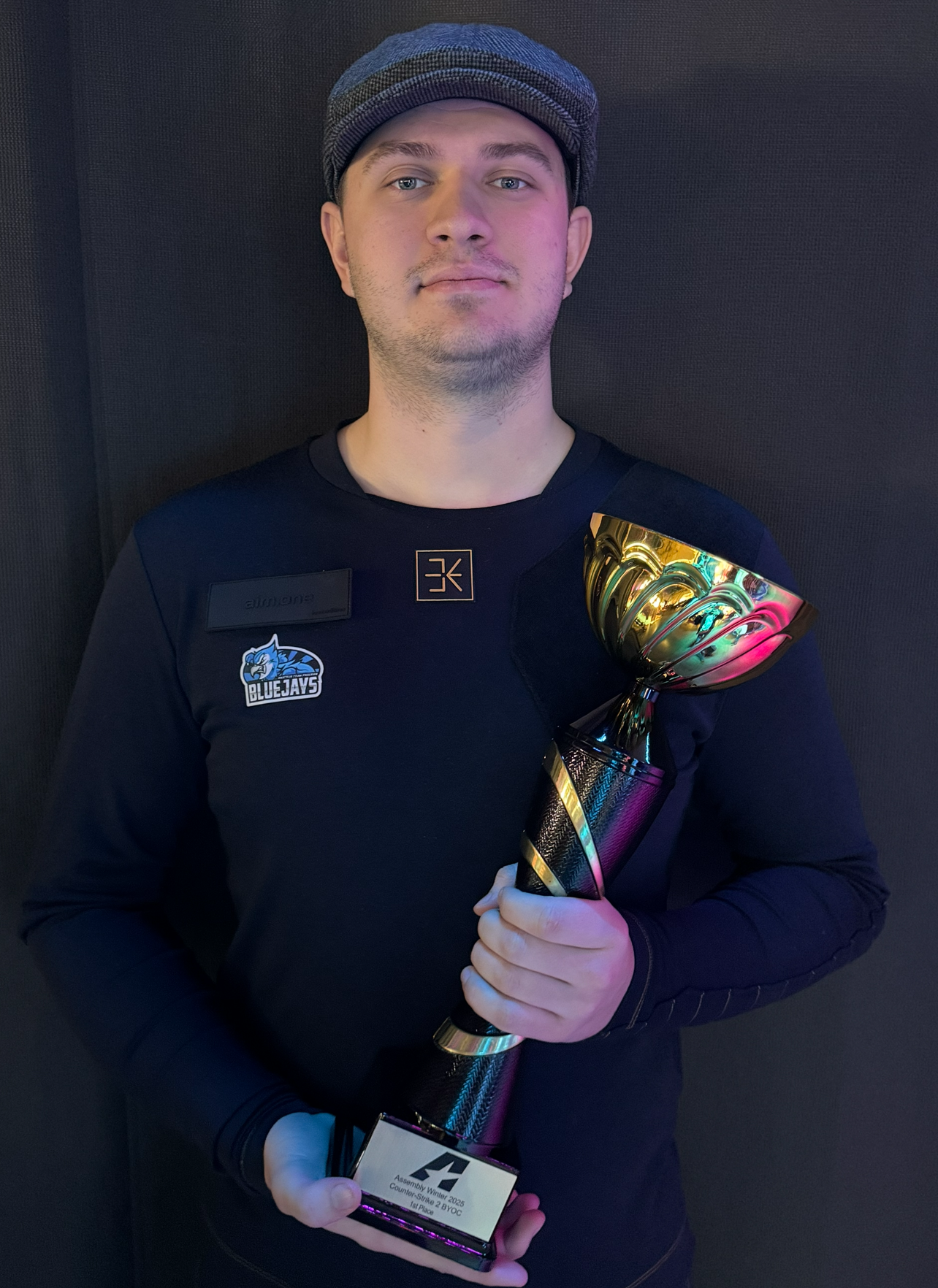 aim.one - longsleeve